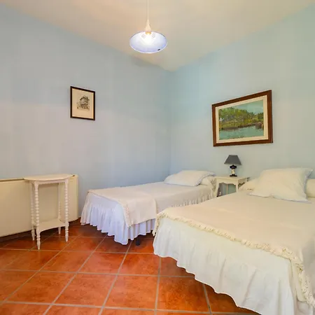 Cubo's La Cimada 3 Bed&breakfast Guest house
